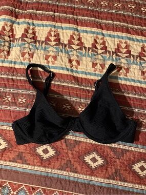 Rhythm Black Textured Bikini Top size small